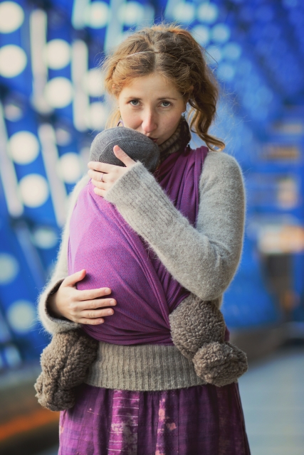 Šátek na nošení dětí Storchenwiege, vzor Leo violett 4,6m